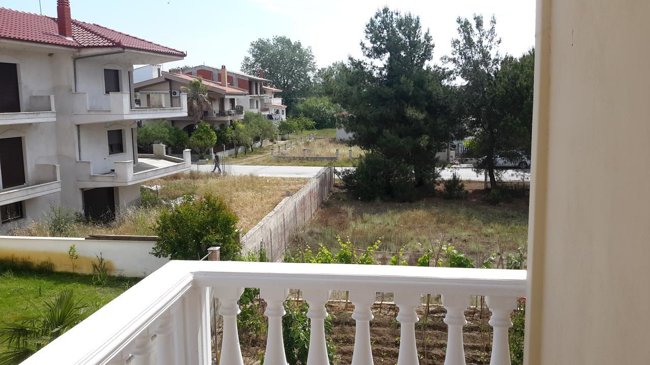 Irini Apartments Keramotí Exterior foto