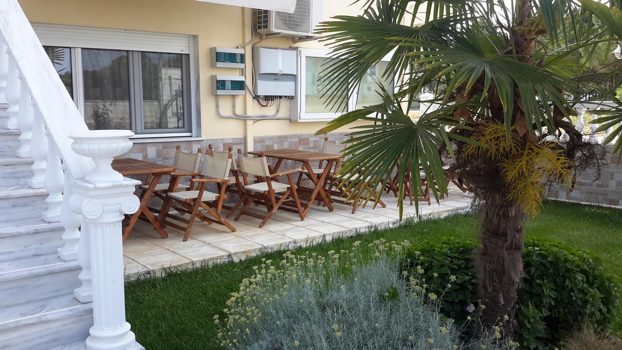 Irini Apartments Keramotí Exterior foto